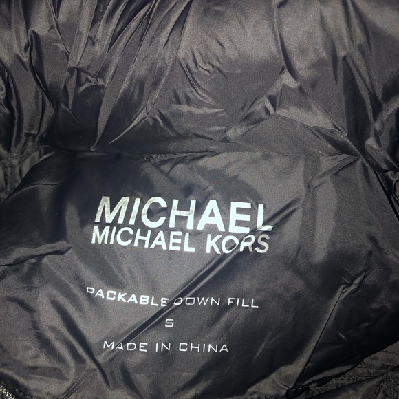 Michael Kors puffer coat - Picture 3 of 3